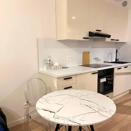 A44 By Real Apartment *